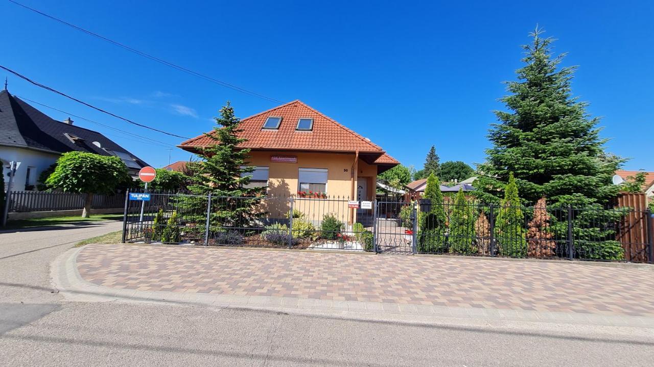 Ada Apartmanhaz Hajdúszoboszló Zewnętrze zdjęcie