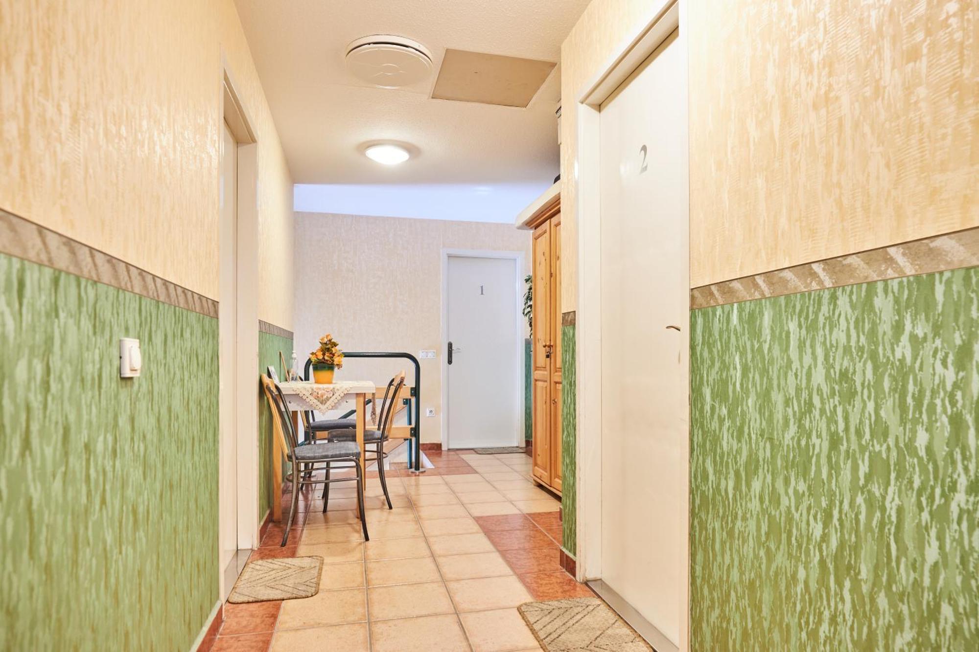 Ada Apartmanhaz Hajdúszoboszló Zewnętrze zdjęcie