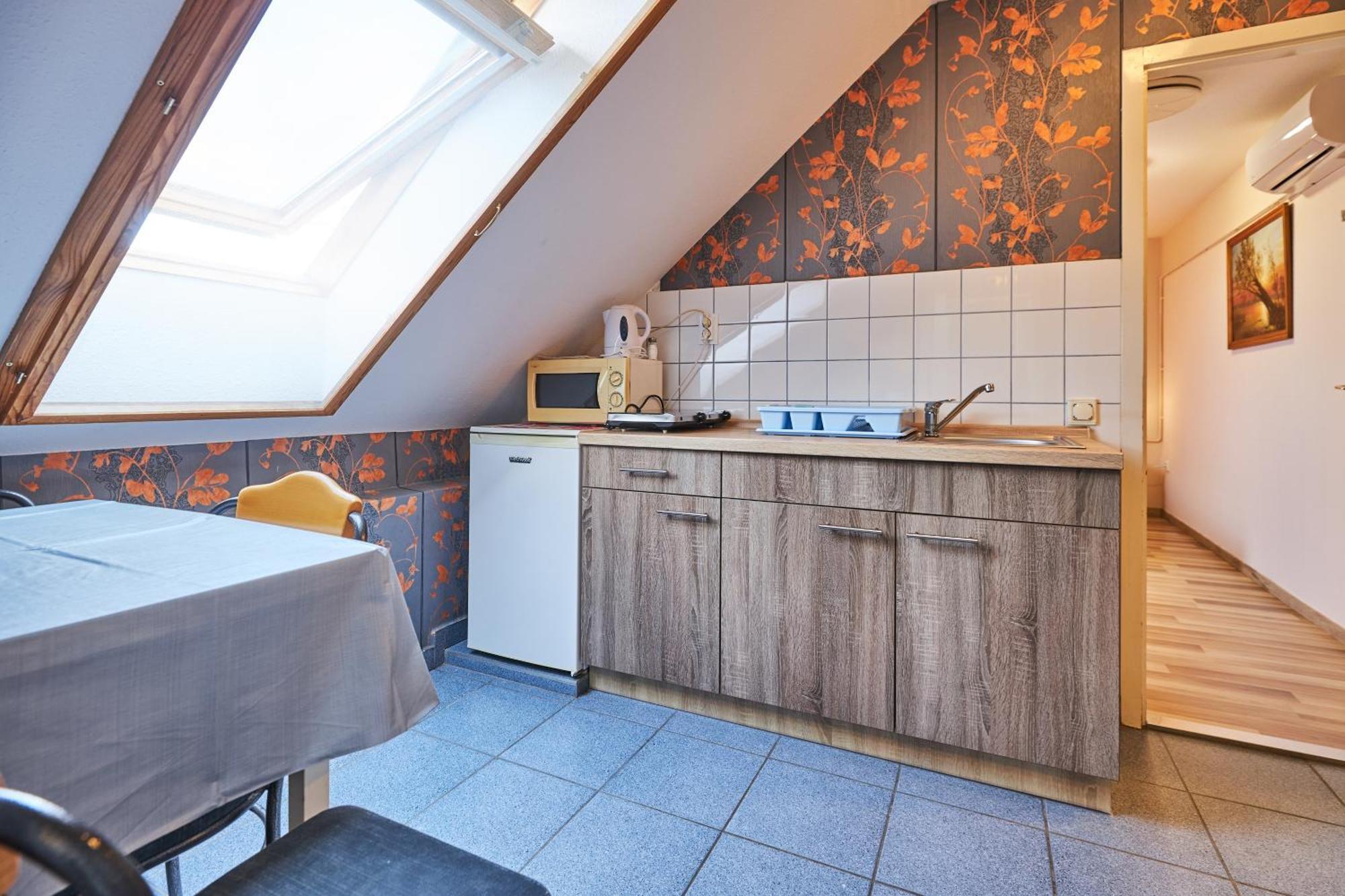 Ada Apartmanhaz Hajdúszoboszló Zewnętrze zdjęcie