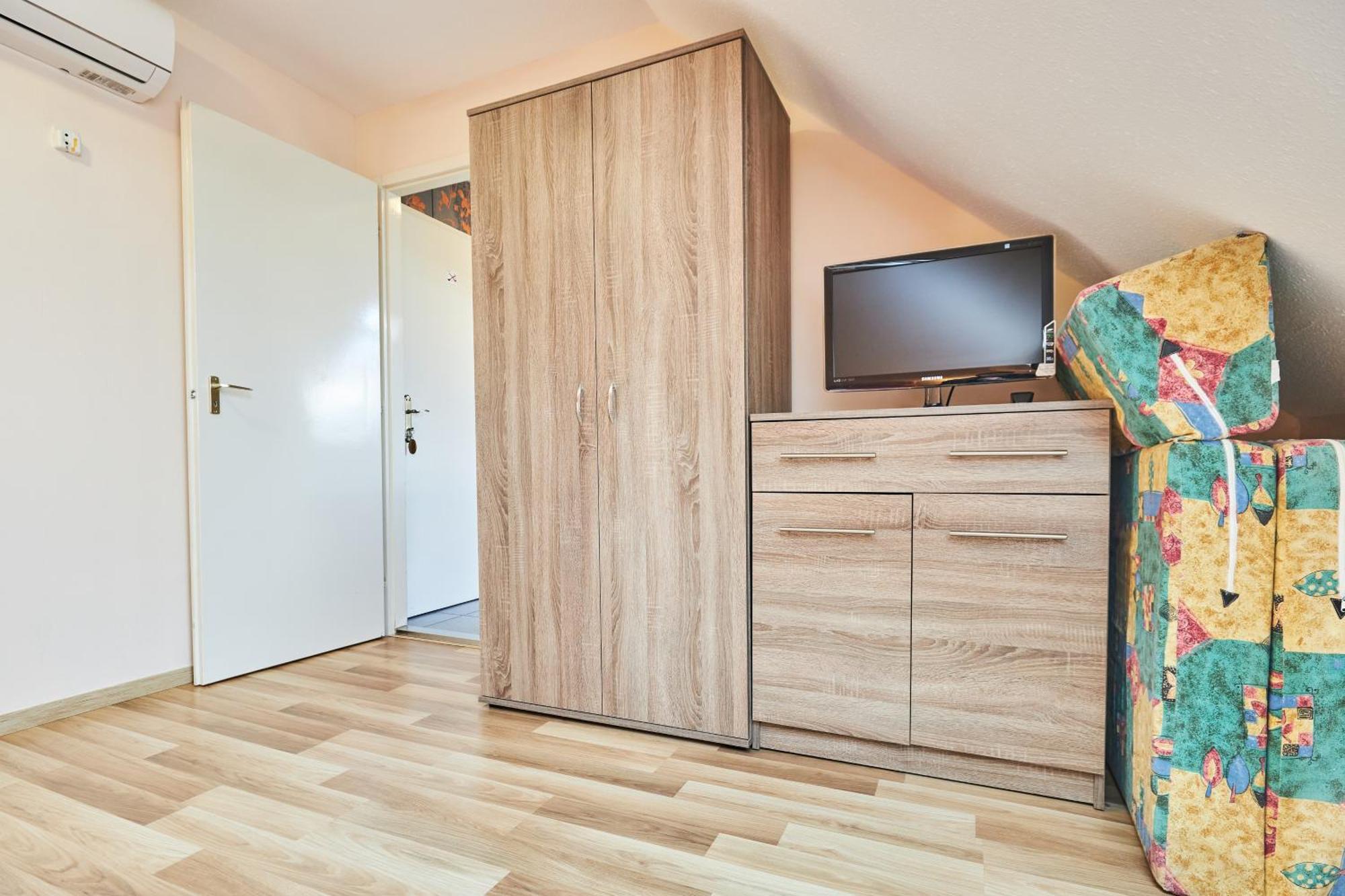 Ada Apartmanhaz Hajdúszoboszló Zewnętrze zdjęcie