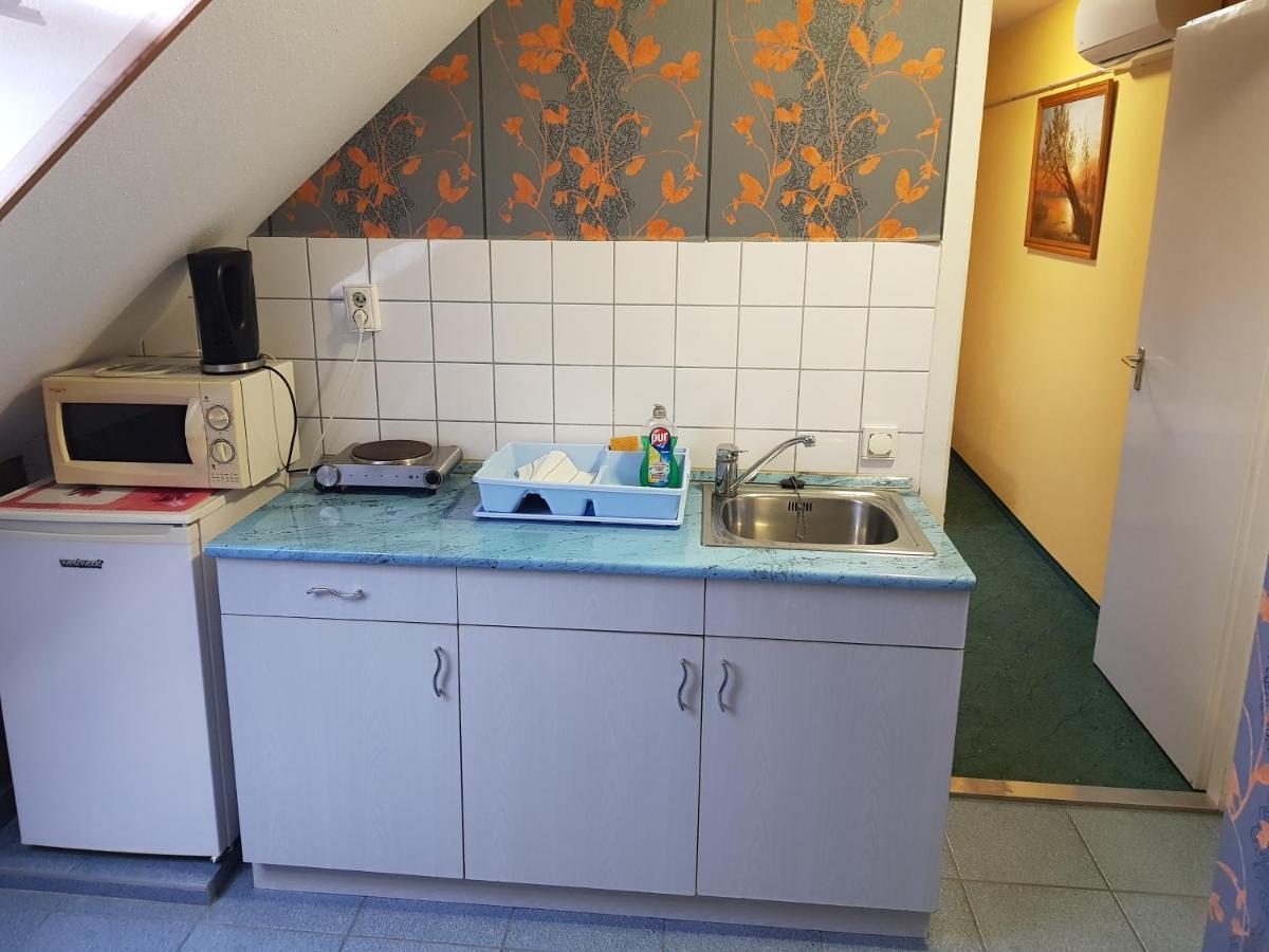 Ada Apartmanhaz Hajdúszoboszló Zewnętrze zdjęcie